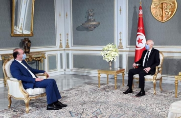 رئيس الجمهورية يستقبل إلياس الفخفاخ للنظر في الإجراءات التي سيتم الإعلان عنها في إطار التخفيف في الحجر الصحي